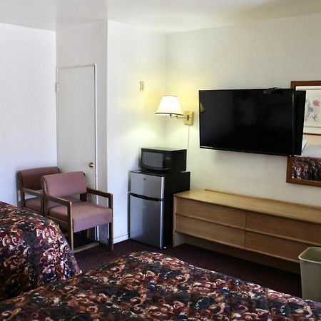 Economy Inn Tucson Bagian luar foto